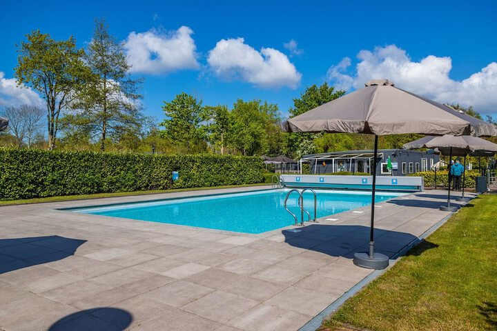 Nice Chalet Near the Golf Course in a Holiday Park in Velsen-Zuid