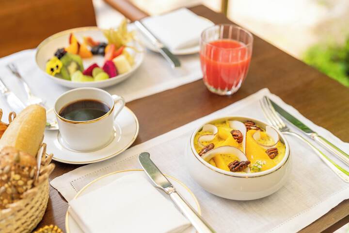 Breakfast/Coffee Service 107 of 133