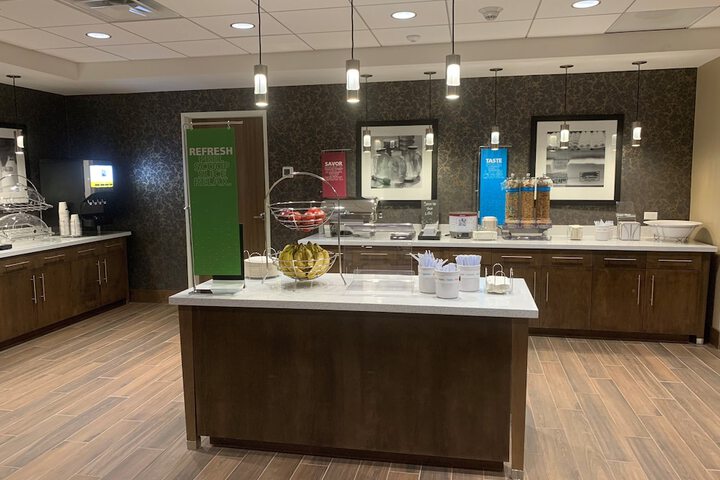 Breakfast area