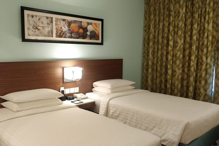 Room 22 of 54