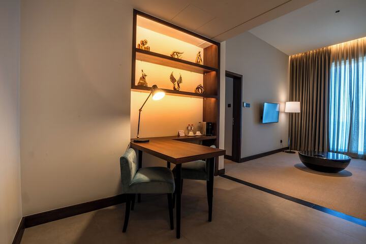 Room 12 of 45