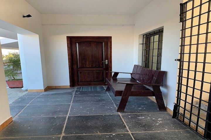 Room 15 of 31