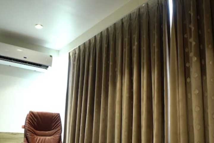 Room 34 of 52