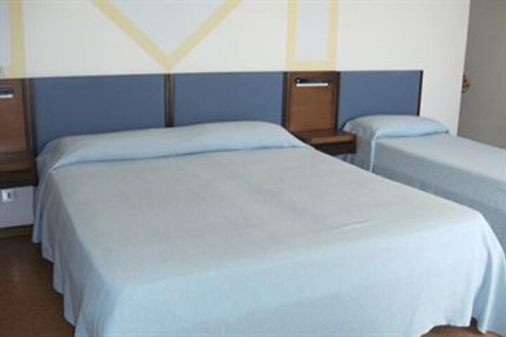 Room 14 of 29
