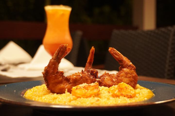 Dining 20 of 36