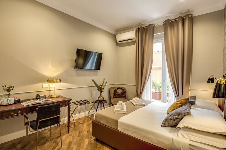 Room 40 of 95