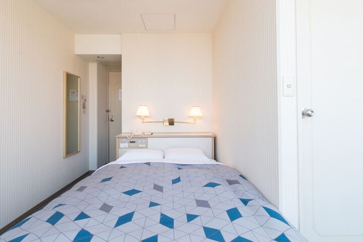 Room 30 of 95