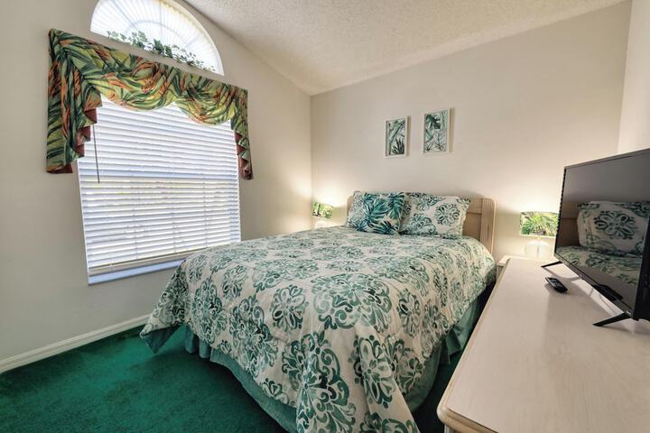 Room 5 of 22