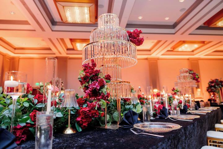 Ballroom/Hall 91 of 112
