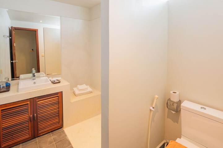 Room 88 of 211