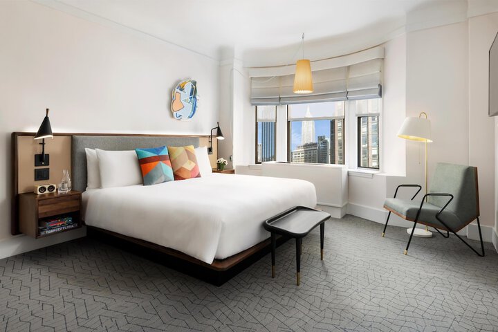Room 43 of 85
