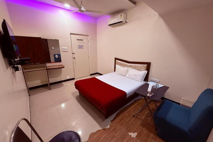 Hotel SK Galaxy Thane West