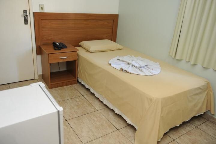 Room 13 of 41