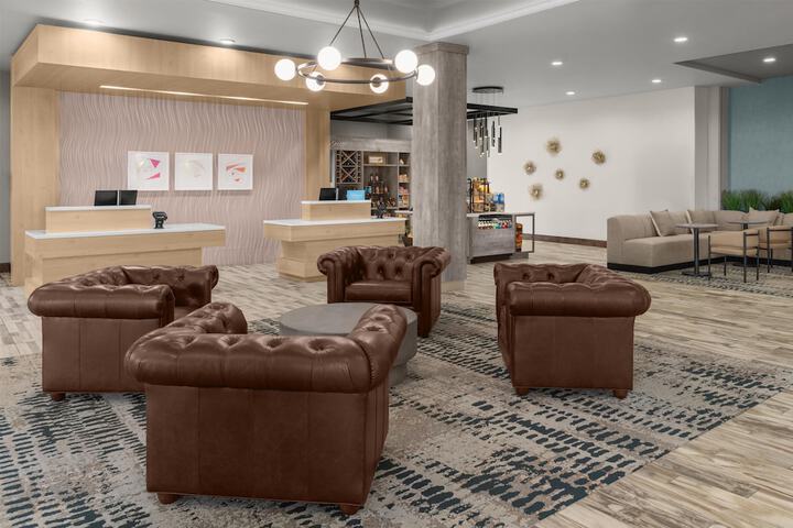 Entrance & Lobby