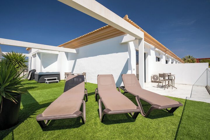 Terrace/Patio 97 of 157