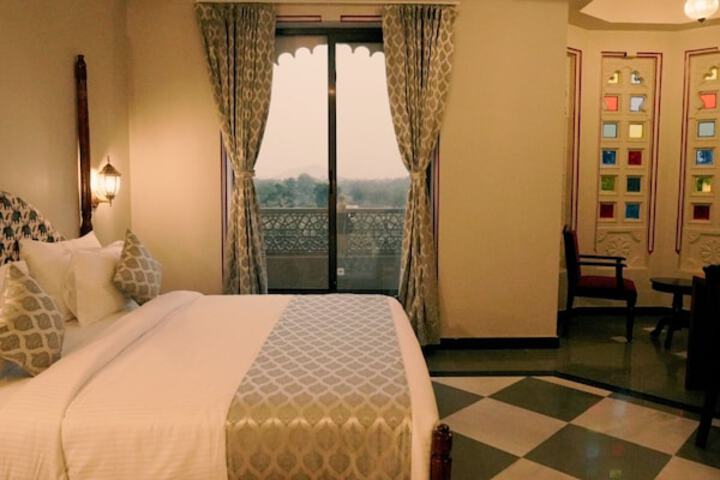 Room 7 of 29