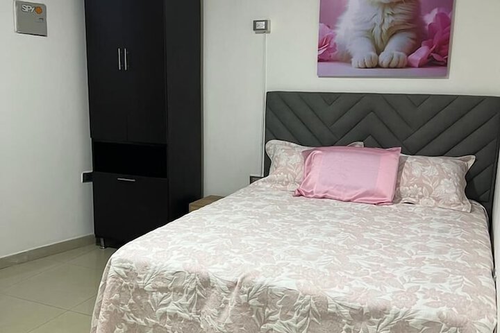 Room 7 of 36
