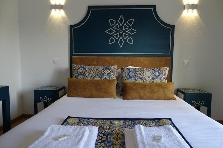 Room 6 of 32