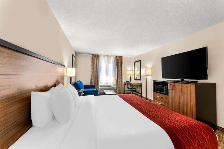 1 King Bed (18 of 18)