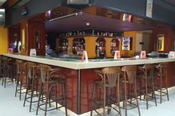 Hotel Bar