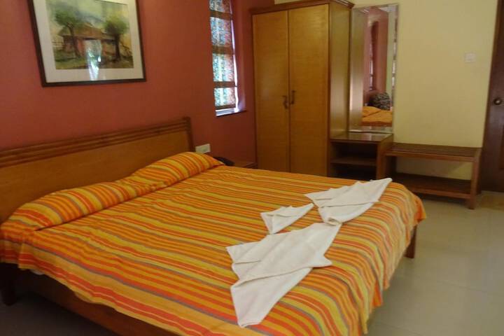 Room 10 of 63