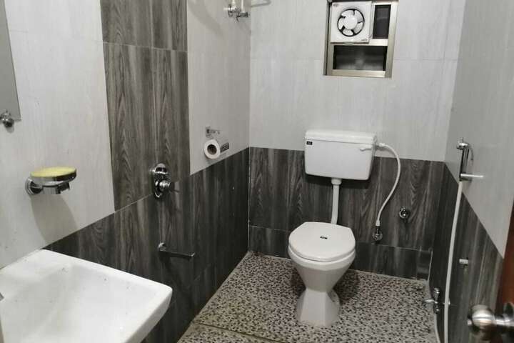 Room 7 of 22