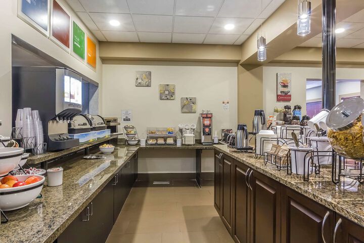 Breakfast/Coffee Service 41 of 56