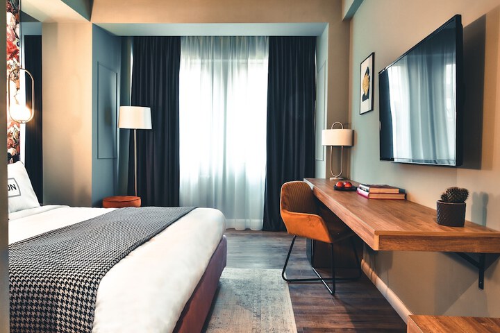 Room 20 of 50