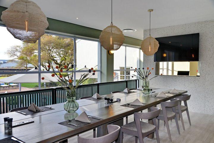 Dining Photos