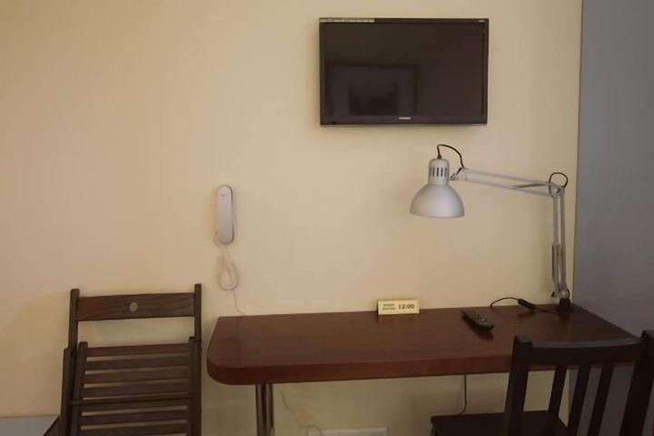 Room 13 of 23