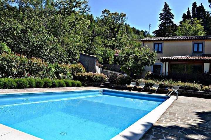 Pool 12 of 41