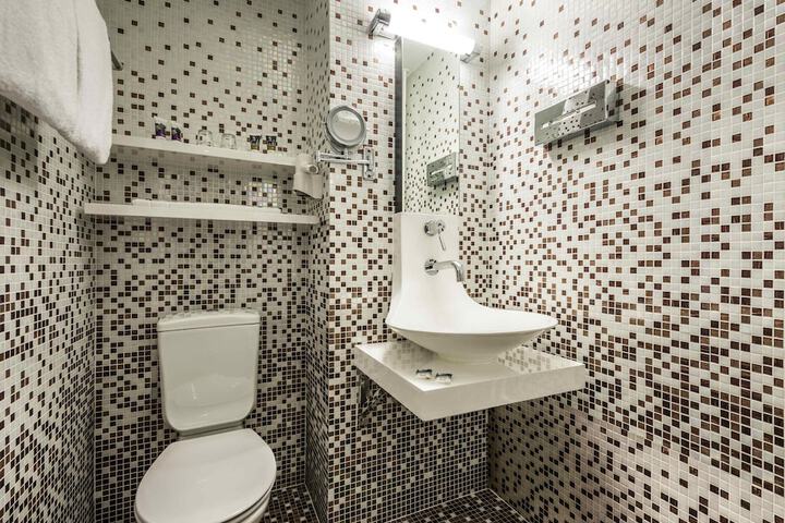 Bath Interior