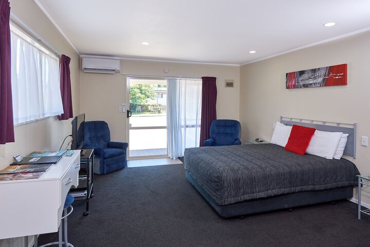 Room 4 of 57