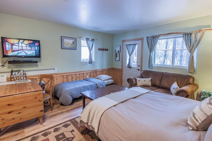 Room 28 of 115
