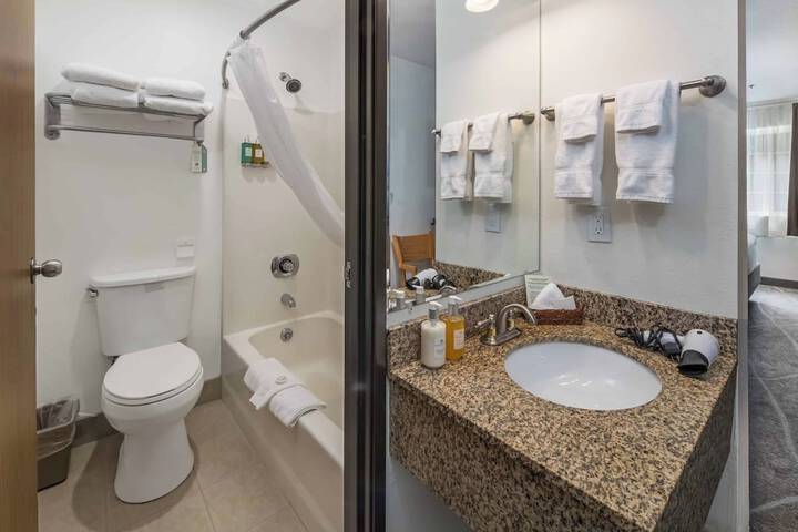 Room 14 of 22