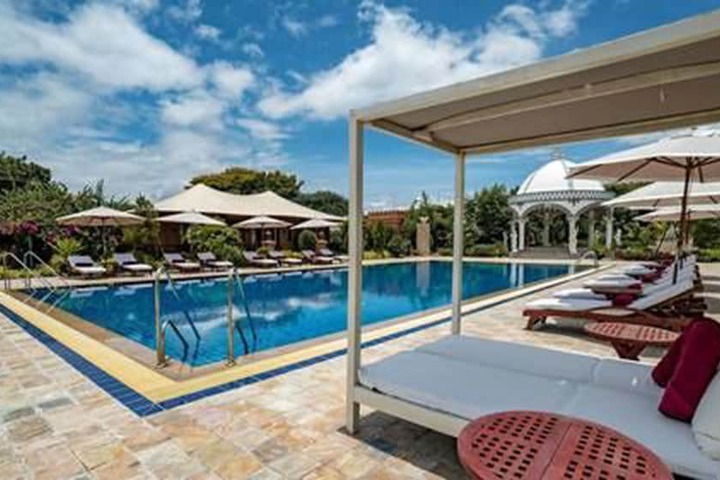 Pool 22 of 48