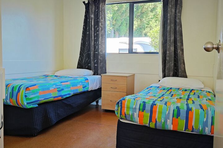 Room 13 of 48
