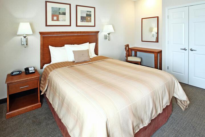 Suite Basic (3 of 4)
