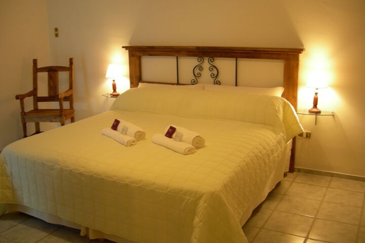Room 7 of 32