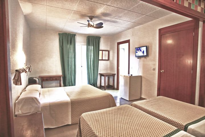 Room 9 of 41