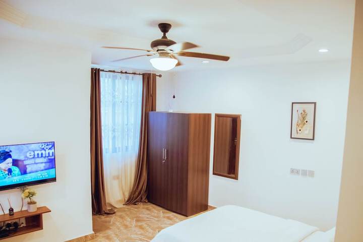 Room 22 of 144