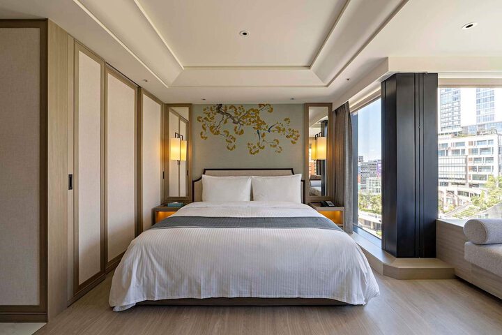Room 46 of 79