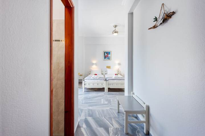 Room 15 of 85