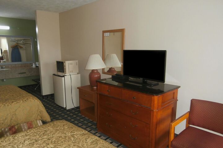 1 Double Bed (1 of 14)