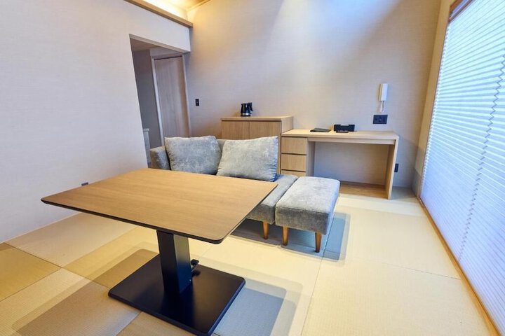 Room 21 of 55