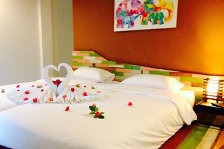 Room 3 of 39