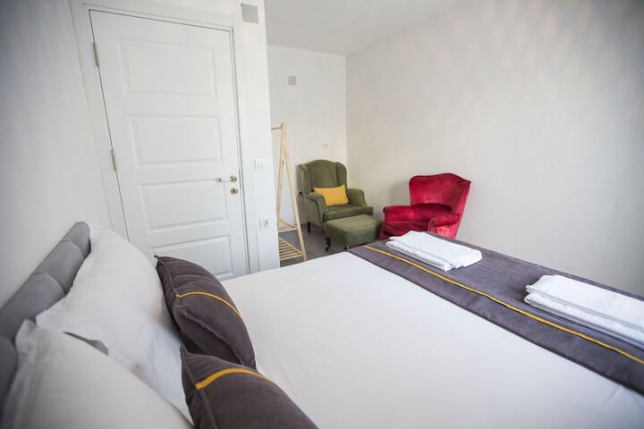 Room 6 of 70