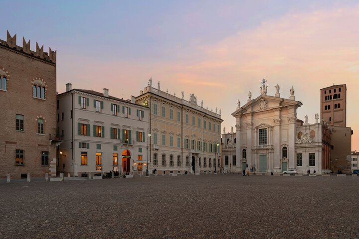 Ca Uberti Palace Hotel Mantegna Hotels in Mantua