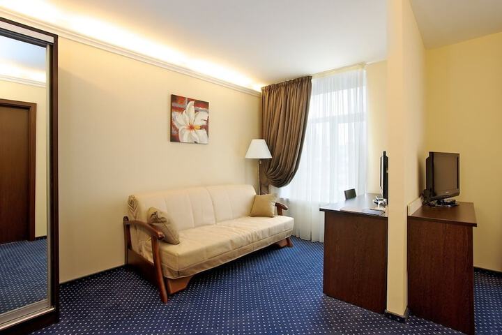 Room 26 of 55