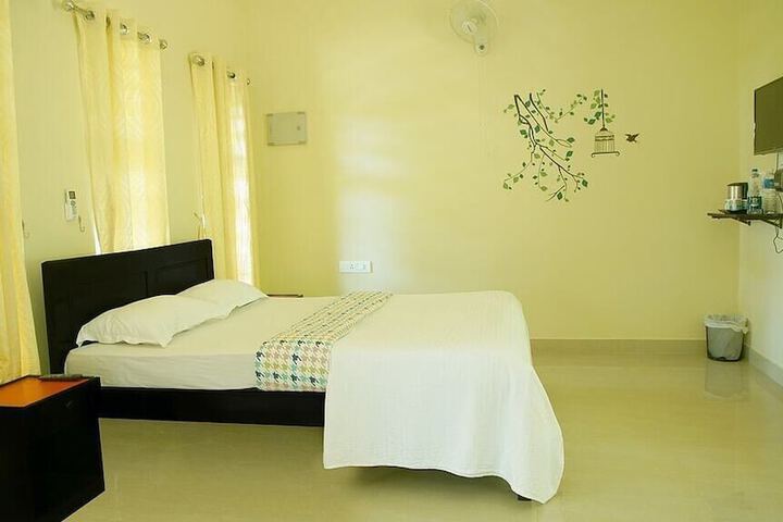 Room 8 of 64